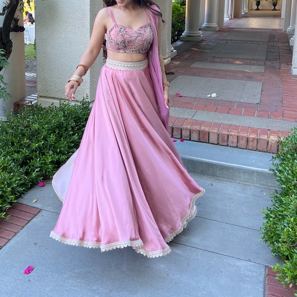 Size XS Indian Lehenga. - Picture 3 of 4